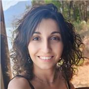 Classes per alumnes de Primària, ESO de totes les matèries. Classes de català i castellà a adults. Reforç i preparació d'examens.
Tortosa i voltants